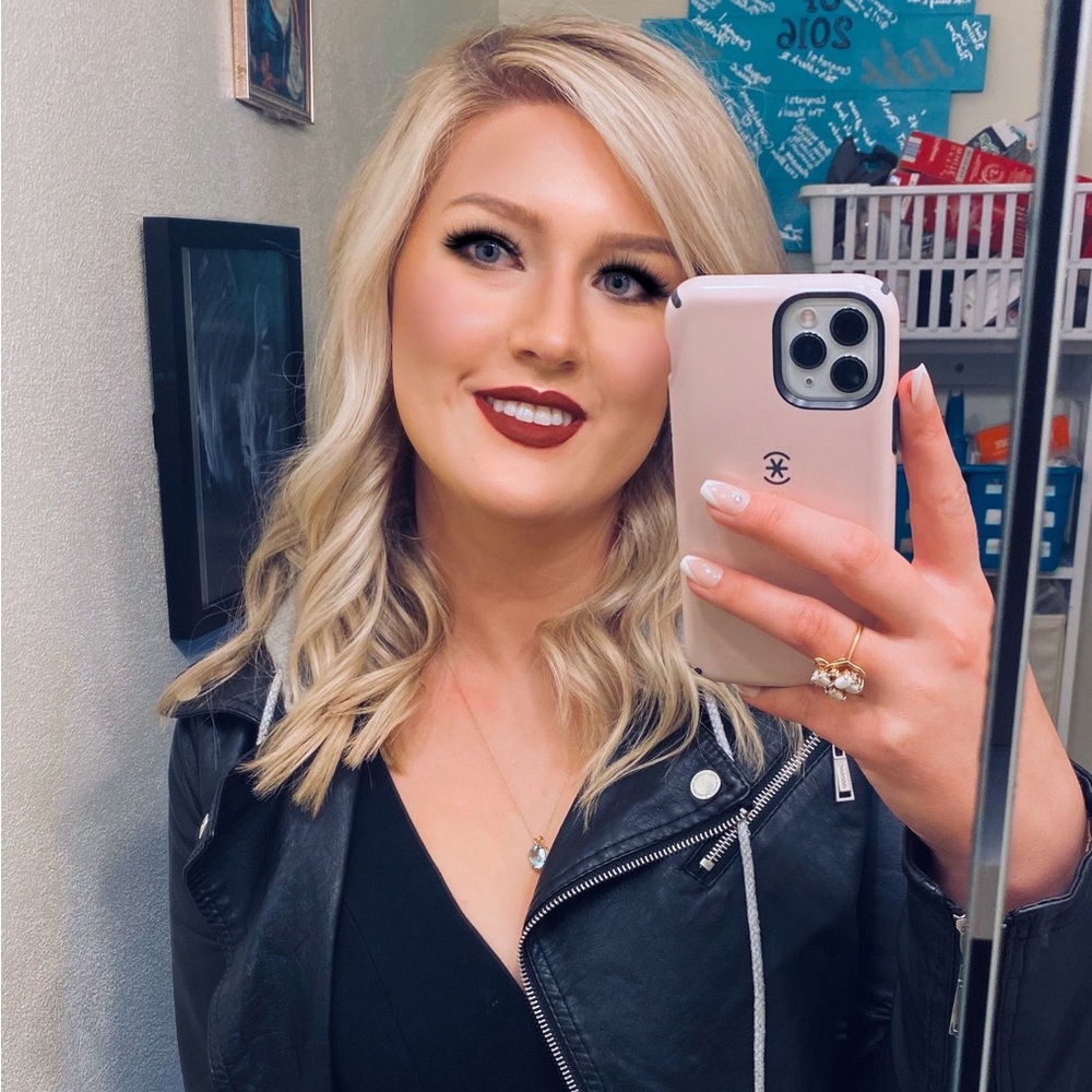 Meet your Posher, Samantha